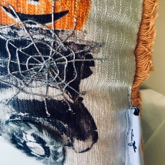 Haunted Truck Skeleton Carrying Evil JOL Pillow - Picture 11 of 13